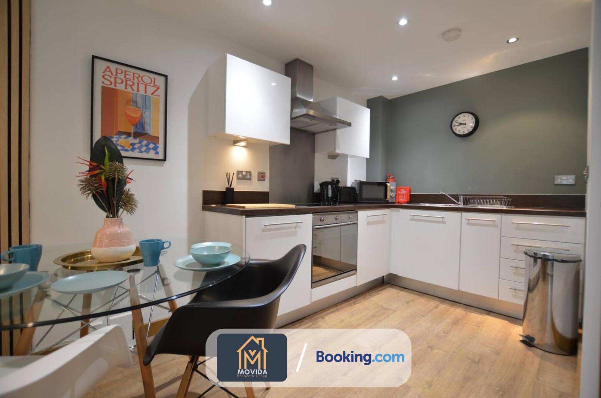 Lgi Stunning 1 Bedroom Apartment By Movida Property Group Short Lets & Serviced Accommodation Leeds  Exterior photo